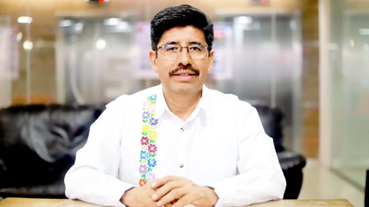 UN FUTURO PRESIDENTE DE LA CORTE IGNORANTE Y HABLADOR